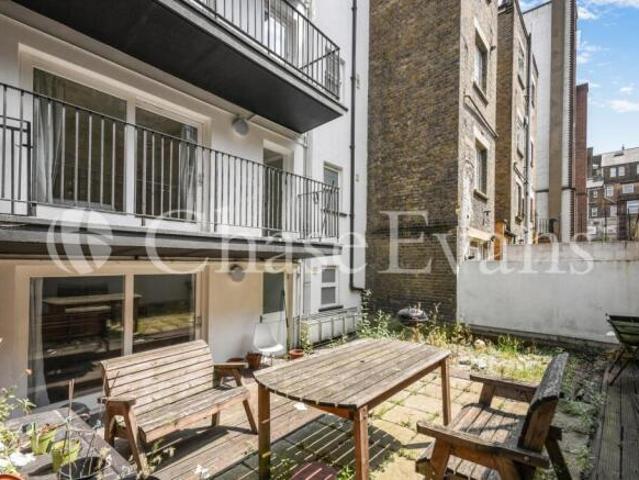 Farm for rent in Whitechapel, Greater London