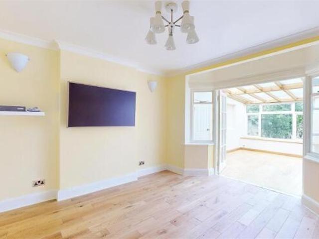 Farm for rent in Greater London