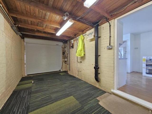 Farm for rent in Lings, Northampton