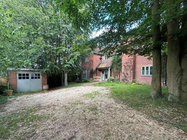 House for sale in The Slade, Oxfordshire