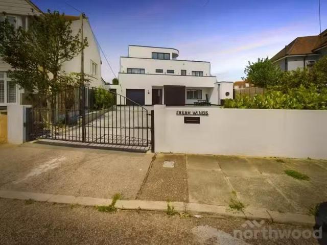 House for rent in Frinton and Walton, Dale Hill