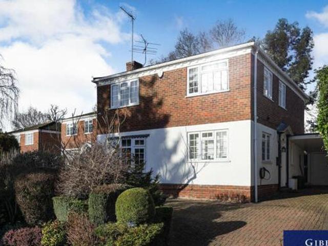 House for rent in Pinner, Greater London