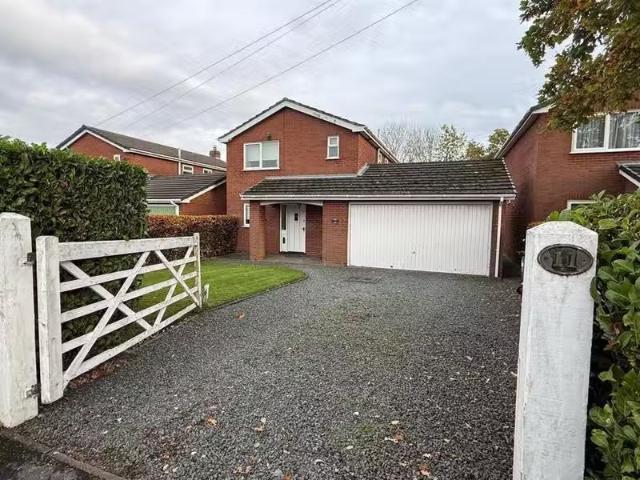 House for rent in Cuddington, Cheshire
