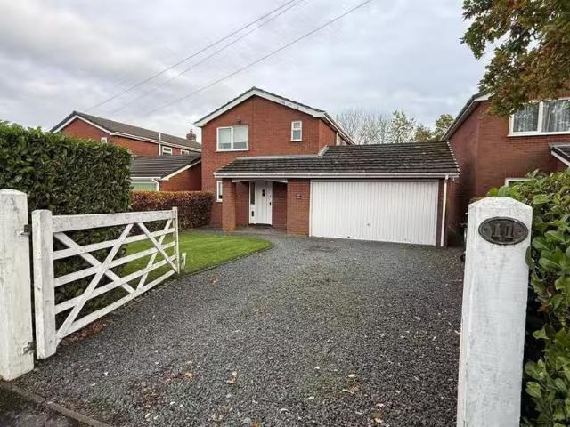 House for rent in Cuddington, Cheshire