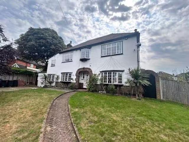 House for rent in London Borough of Croydon, Sanderstead