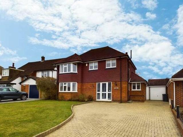 House for rent in Surrey