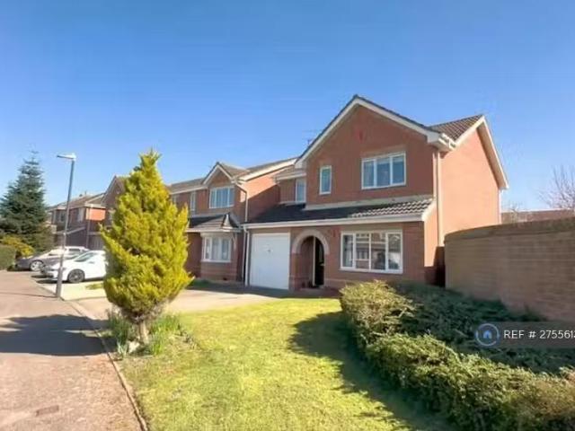 House for rent in Green Close, Warwickshire