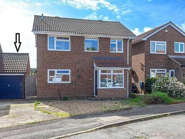 House for rent in Eden Village, Oad Street