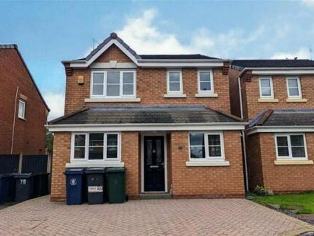 House for rent in Elmer's Green, Roby Mill