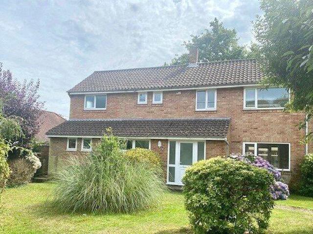 House for rent in Chilworth Old Village, Test Valley