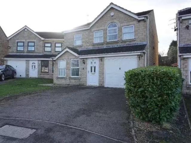 House for rent in Tong Street, Tong Street