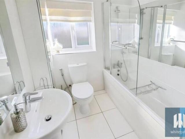 Farm for rent in Lindley, West Yorkshire