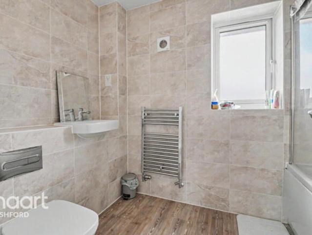 Farm for rent in Cheeseman's Green, Bridgefield