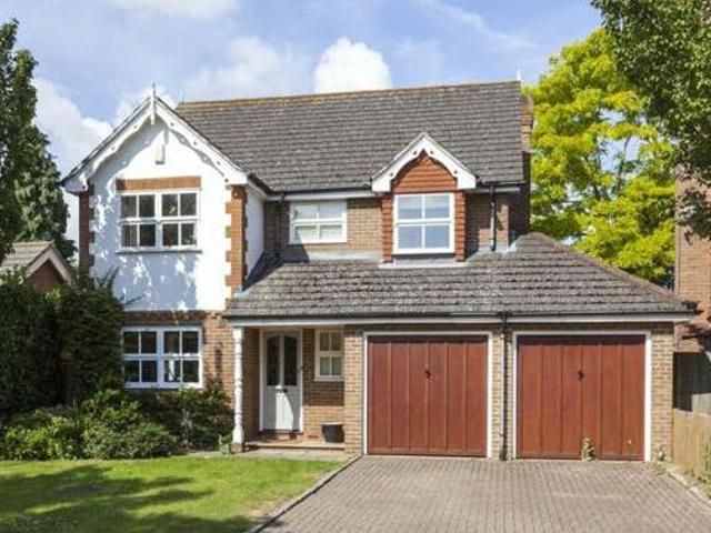 House for rent in Thames Ditton, Elmbridge