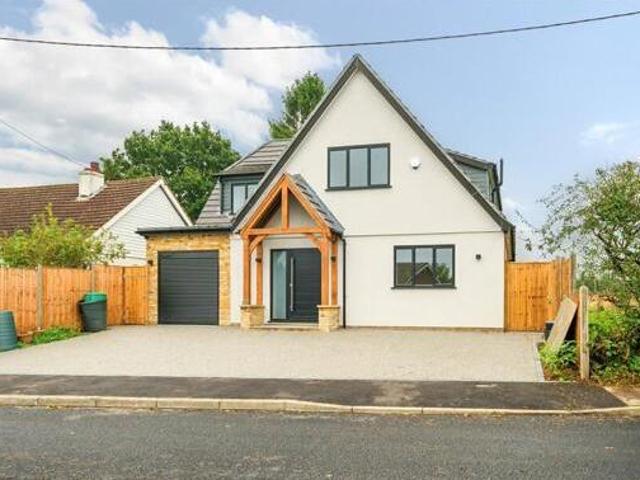 House for sale in The Butts, Kent