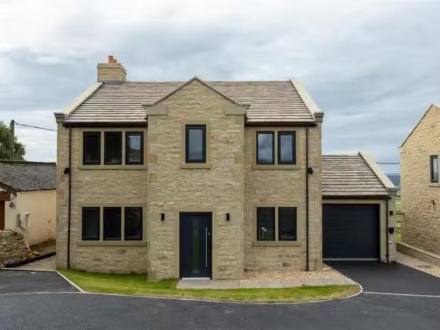 House for rent in Shuttleworth, Bury