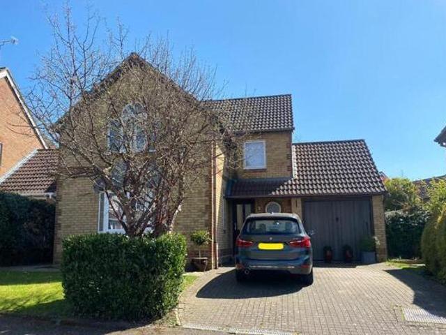 House for rent in Surrey