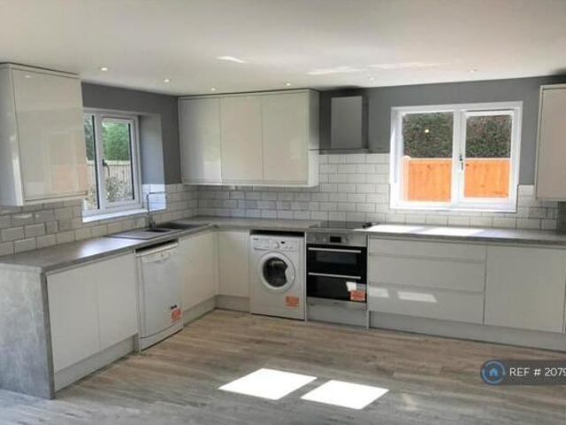 House for rent in Chipping Hill, Essex