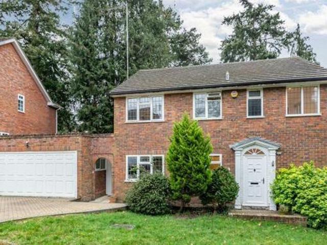House for rent in Woking, Surrey