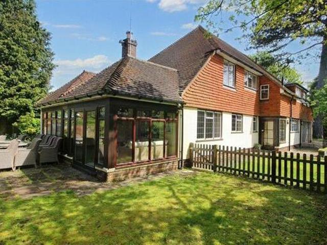 House for rent in Maybury, Woking