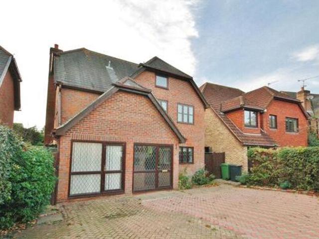 House for rent in Woking, Surrey