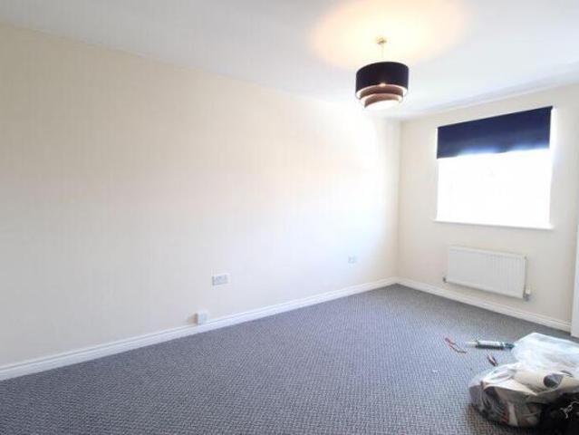 Farm for rent in Wray, Bare