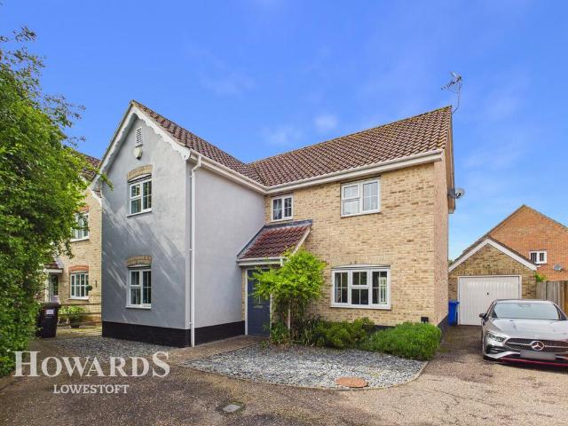House for sale in Eastbridge, Suffolk