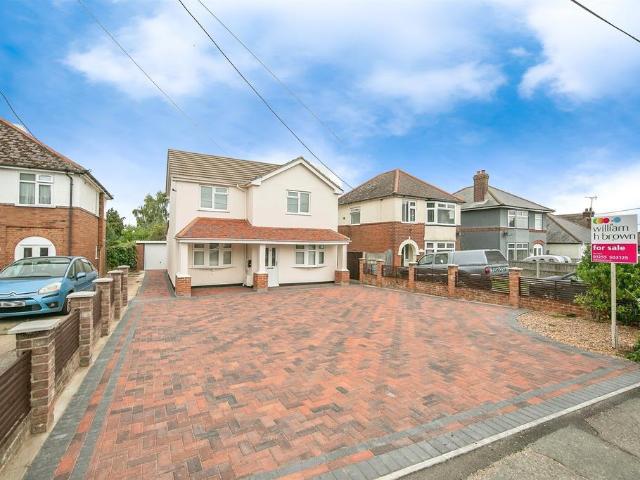 House for sale in Upper Dovercourt, Tendring