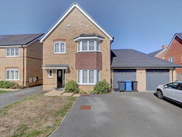 House for sale in Longwick-cum-Ilmer, Longwick