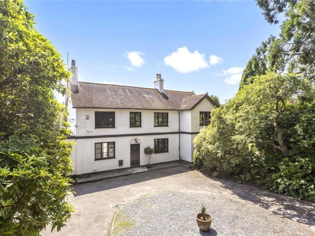 House for sale in Washington, Horsham