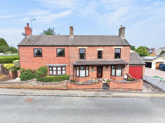 House for sale in Geddington