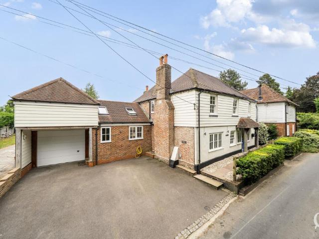 House for sale in Stockbury, Midway