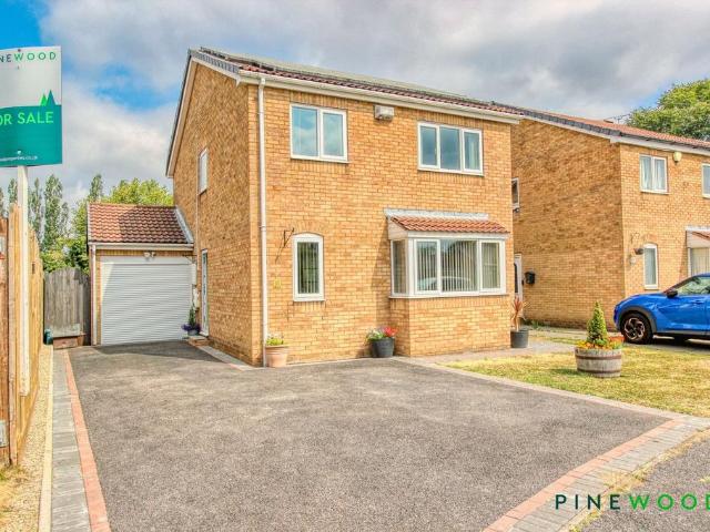 House for sale in Brackenfield, East Midlands