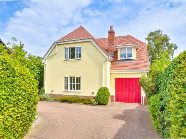 House for sale in Duton Hill, Essex
