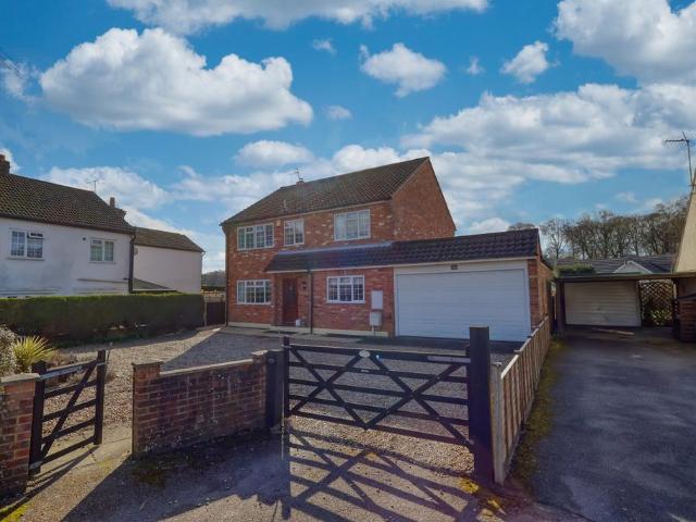House for sale in Naphill, Buckinghamshire