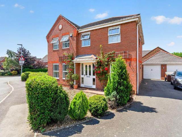 House for sale in Stanford On Avon, Leicestershire