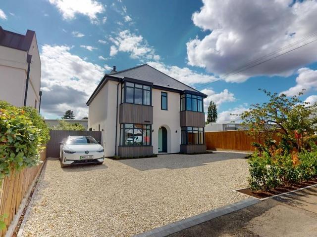 House for sale in Golden Valley, Gloucestershire