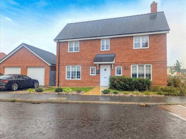 House for sale in Dale Hill, Essex