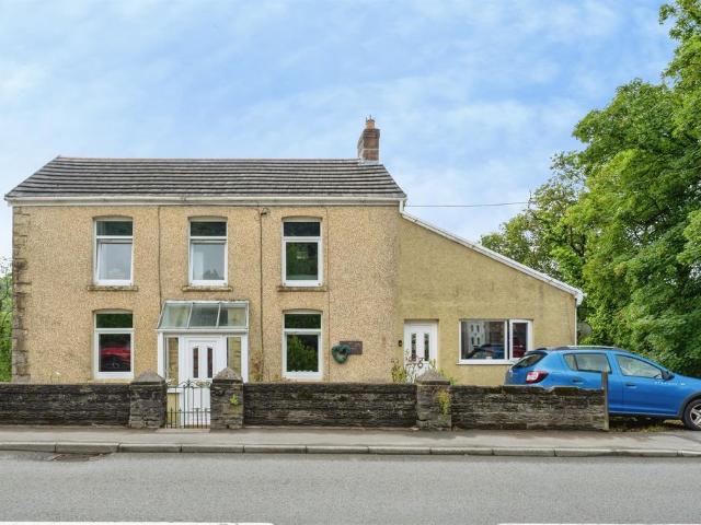 House for sale in Pontardawe, Ynysmeudwy