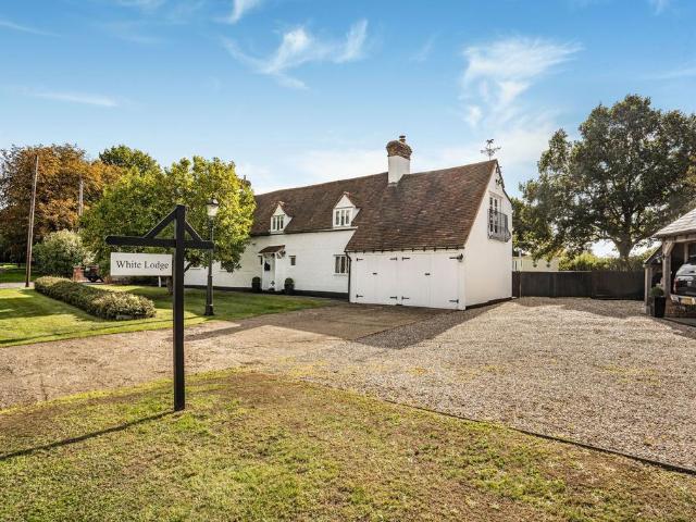 House for sale in Duton Hill, Essex