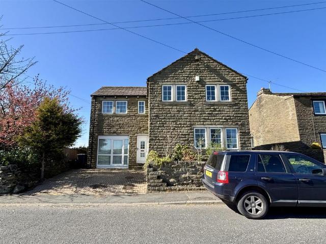 House for sale in Denholme, West Yorkshire
