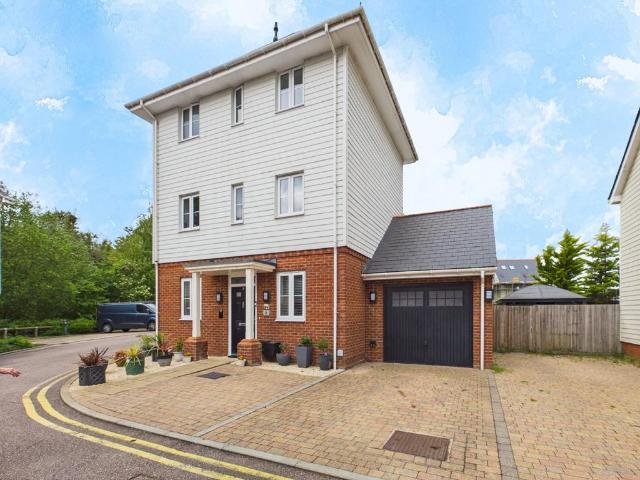 House for sale in Snodland, Bourne Vale