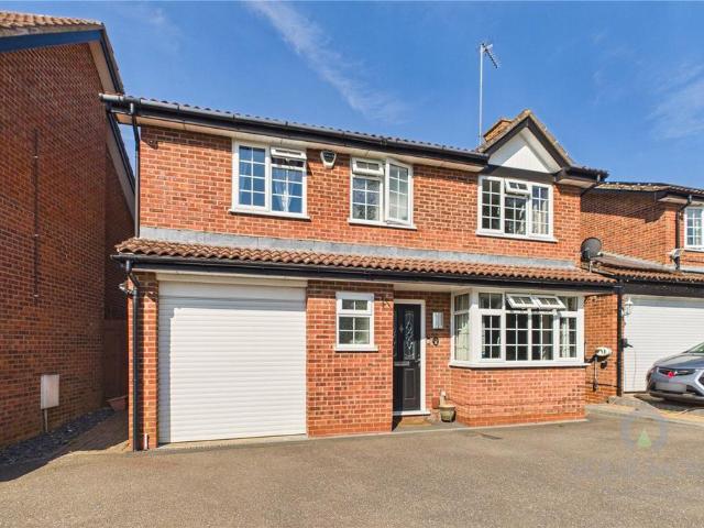 House for sale in Northampton, Northamptonshire