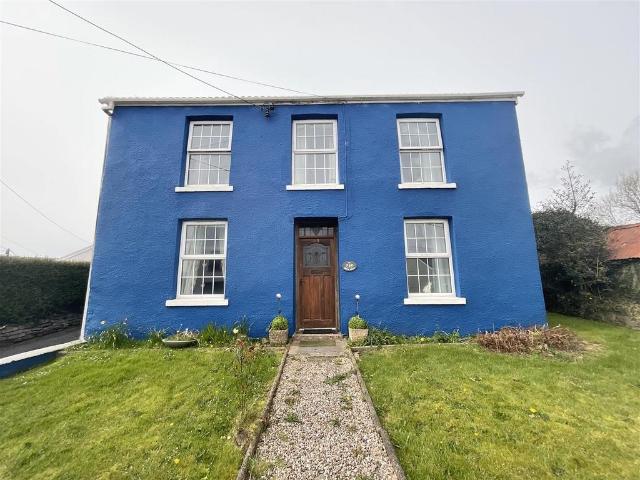 House for sale in Pontyberem, Wales