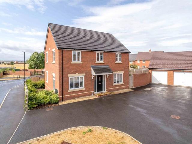 House for sale in Aston Cross, Pamington