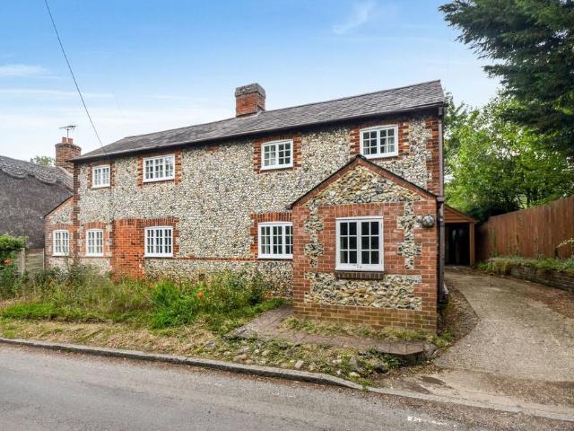 House for sale in Duton Hill, Essex