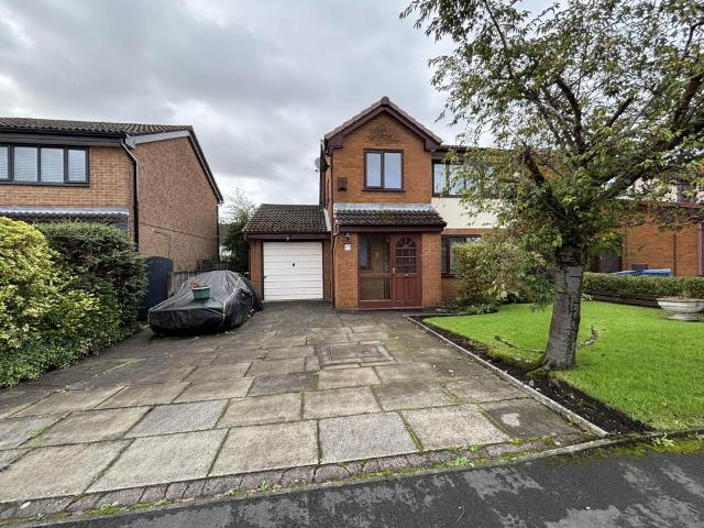 House for sale in Chadderton, Oldham