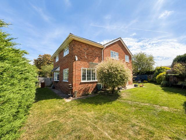 House for sale in Midway, Kent
