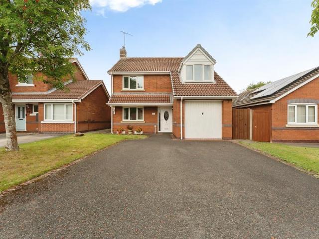 House for sale in Rossmore, Cheshire