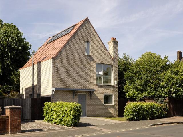 House for sale in Kidbrooke, Greater London